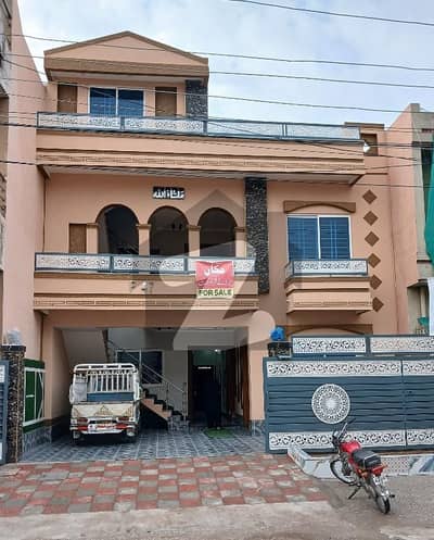 8 marla double story house for sale