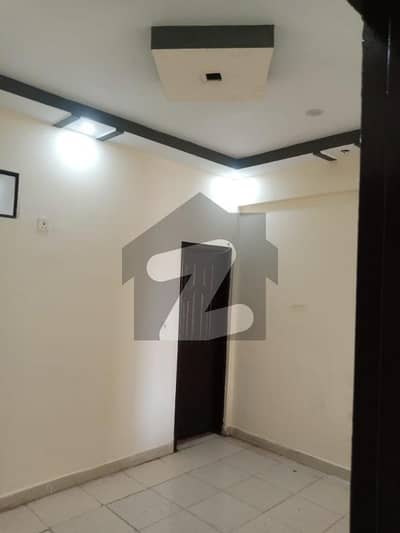 Chance Deal Gwalior Society 2 Bed DD 90 Square Yard Sweet Water Gas Available No Load Shedding Near To Park And Masjid