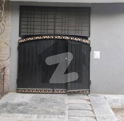 الفلاح ٹاؤن لاہور میں 3 کمروں کا 5 مرلہ مکان 70.0 ہزار میں کرایہ پر دستیاب ہے۔