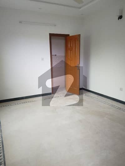 Upper Portion For Rent