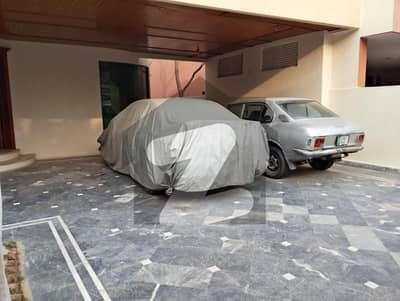 Portion For Rent In DHA Phase 4 Block FF