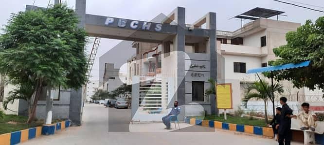 750 Square Feet Flat available for sale in Pilibhit Cooperative Housing Society if you hurry