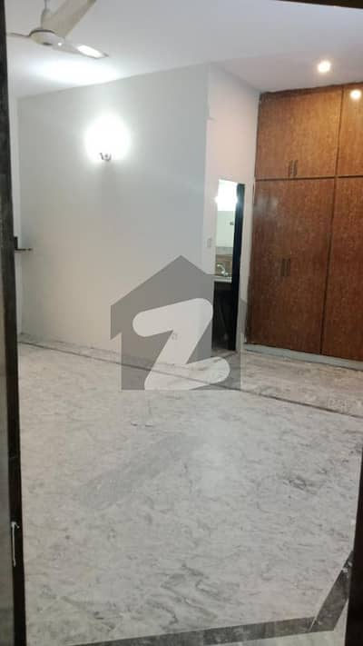 سوان گارڈن ۔ بلاک ایچ سوان گارڈن,اسلام آباد میں 3 کمروں کا 1 کنال زیریں پورشن 75.0 ہزار میں کرایہ پر دستیاب ہے۔