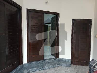 ماڈل سٹی ون کینال روڈ,فیصل آباد میں 3 کمروں کا 3 مرلہ مکان 1.3 کروڑ میں برائے فروخت۔