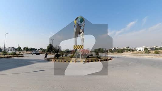 Investors Should Sale This Main Double Road Commercial Plot Located Ideally In Bahria Town Rawalpindi