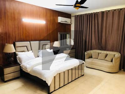 ایف ۔ 10 اسلام آباد میں 5 کمروں کا 1 کنال مکان 7.0 لاکھ میں کرایہ پر دستیاب ہے۔