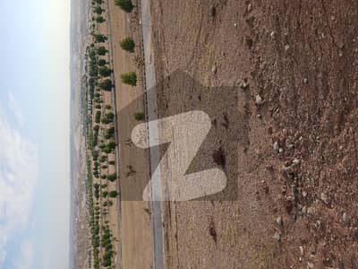 good location near mean Expresway