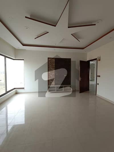 1000 Sq Yard Luxury Villa With Designer Kitchen, Washroom And Elevation. Ready To Move