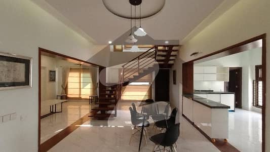 Corner Penthouse Sized 4000 Square Feet In Shahra-E-Qaideen