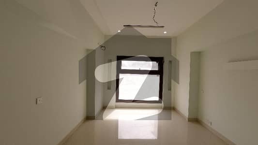 West Open Flat Of 1600 Square Feet Available In Shahra-E-Qaideen