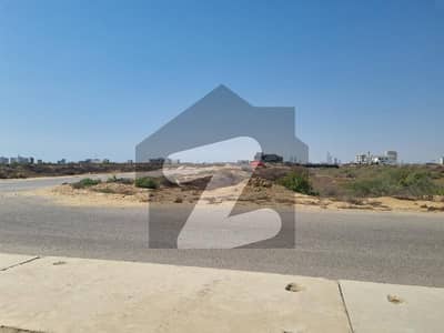 ڈی ایچ اے فیز 8 ڈی ایچ اے ڈیفینس,کراچی میں 1 کنال رہائشی پلاٹ 10.5 کروڑ میں برائے فروخت۔