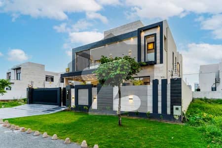 10 Marla Most Beautifull Ultra-Modern Designer House For Sale Near Dolmen Mall & Jalal Sons