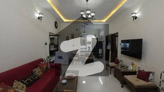 گلشنِ اقبال - بلاک 1 گلشنِ اقبال,گلشنِ اقبال ٹاؤن,کراچی میں 8 کمروں کا 10 مرلہ مکان 6.9 کروڑ میں برائے فروخت۔