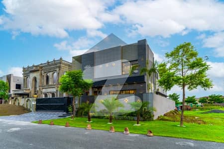 On 70 Ft Road 10 Marla Luxury Designe Bungalow At The Ideal Location Of Phase 7 Near To Park