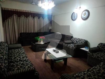 1400 Square Feet Flat Is Available In Affordable Price In Gulistan-e-Jauhar - Block 17