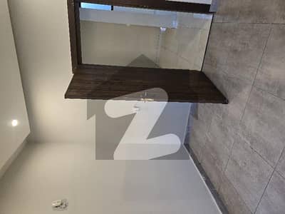 پی ایم سی ایچ ایس - پاکستان میڈیکل کوآپریٹو ہاؤسنگ ای ۔ 11/2,ای ۔ 11,اسلام آباد میں 3 کمروں کا 16 مرلہ بالائی پورشن 1.5 لاکھ میں کرایہ پر دستیاب ہے۔