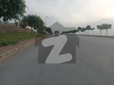 بحریہ ٹاؤن فیز 8 ۔ بلاک ایل بحریہ ٹاؤن فیز 8,بحریہ ٹاؤن راولپنڈی,راولپنڈی میں 10 مرلہ رہائشی پلاٹ 65.0 لاکھ میں برائے فروخت۔