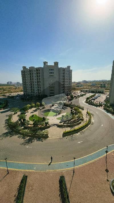 1 Bed West Open 5th Floor Paragon Towers Gated Community Park Face