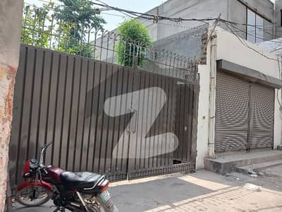 33 Marla Warehouse Available For Rent