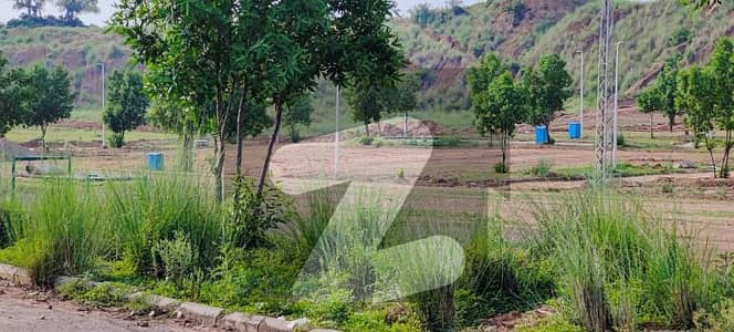 ڈی ایچ اے ویلی - ڈیفوڈِلز سیکٹر ڈی ایچ اے ویلی,ڈی ایچ اے ڈیفینس,اسلام آباد میں 8 مرلہ پلاٹ فائل 14.5 لاکھ میں برائے فروخت۔