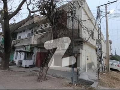 واہ کینٹ واہ میں 5 کمروں کا 7 مرلہ مکان 7.5 کروڑ میں برائے فروخت۔