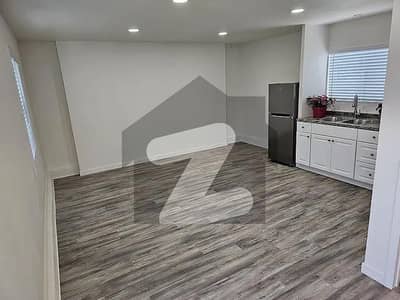 STUDIO UNFURNISHED APARTMENT AVAILABE FOR RENT ON REASONABLE PRICE IN GULBERG GREEN ISLAMABAD