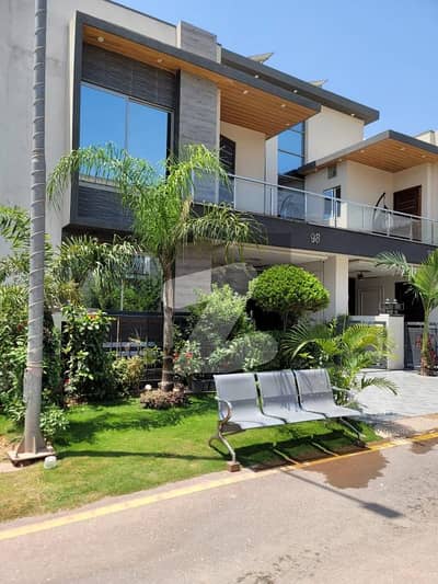 park view city islamabad H block 8 marla house for sale