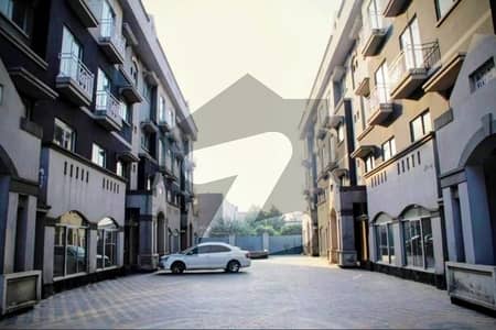 Prime Location Johar Town Phase 2 - Block J3 Flat Sized 5 Marla Is Available