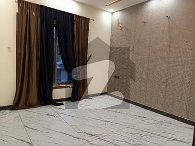 ڈی سی کالونی گوجرانوالہ میں 2 کمروں کا 4 مرلہ فلیٹ 30.0 ہزار میں کرایہ پر دستیاب ہے۔