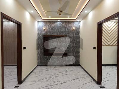 Good Location Upper Portion For rent Situated In DC Colony