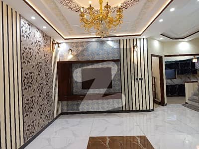 Investors Should rent This Good Location House Located Ideally In DC Colony