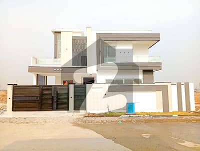 ڈی ایچ اے ڈیفنس - سیکٹر پرزم ڈی ایچ اے ڈیفینس,پشاور میں 10 کمروں کا 1 کنال مکان 7.0 کروڑ میں برائے فروخت۔