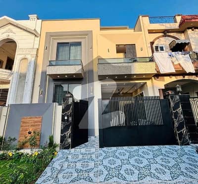 Prime Location 5 Marla House Available In Citi Housing Society For sale