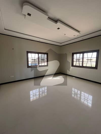 400 Sq Yards Beautiful House With Basement. 400 Sq Yards Beautiful House With Basement.