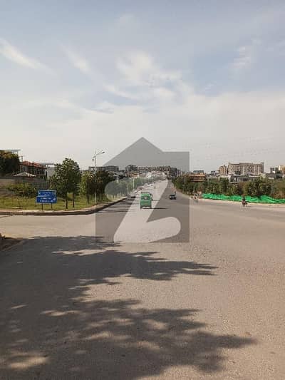 10 Marla Plot Available For SALE i Block