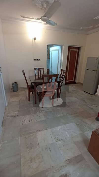 ایف ۔ 10 اسلام آباد میں 2 کمروں کا 1 کنال زیریں پورشن 1.3 لاکھ میں کرایہ پر دستیاب ہے۔