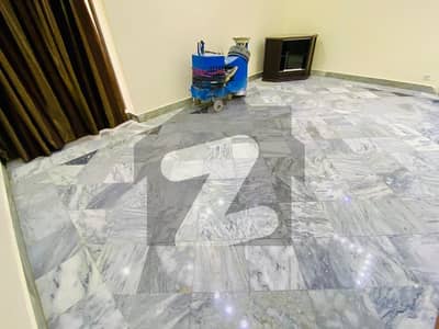 2 Bed Flat With Original Pictures Attached Available For Rent In The Heart Of Model Town Link Road Lahore