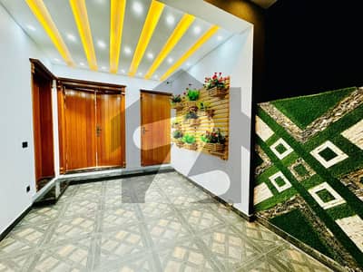 سینٹرل پارک ہاؤسنگ سکیم لاہور میں 3 کمروں کا 5 مرلہ مکان 75.0 ہزار میں کرایہ پر دستیاب ہے۔