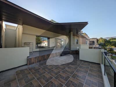 ایف ۔ 8 اسلام آباد میں 7 کمروں کا 1 کنال مکان 14.0 لاکھ میں کرایہ پر دستیاب ہے۔