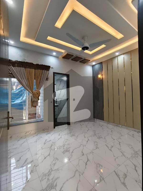 رائیونڈ روڈ لاہور میں 3 کمروں کا 5 مرلہ مکان 92.0 ہزار میں کرایہ پر دستیاب ہے۔ رائیونڈ روڈ لاہور میں 3 کمروں کا 5 مرلہ مکان 92.0 ہزار میں کرایہ پر دستیاب ہے۔