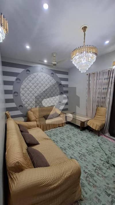 پی ای سی ایچ ایس بلاک 2 پی ای سی ایچ ایس,جمشید ٹاؤن,کراچی میں 3 کمروں کا 6 مرلہ فلیٹ 2.25 کروڑ میں برائے فروخت۔