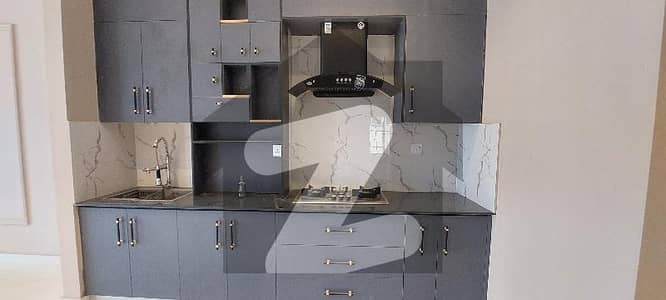 بحریہ ٹاؤن فیز 8 بحریہ ٹاؤن راولپنڈی,راولپنڈی میں 2 کمروں کا 6 مرلہ فلیٹ 75.0 ہزار میں کرایہ پر دستیاب ہے۔ بحریہ ٹاؤن فیز 8 بحریہ ٹاؤن راولپنڈی,راولپنڈی میں 2 کمروں کا 6 مرلہ فلیٹ 75.0 ہزار میں کرایہ پر دستیاب ہے۔