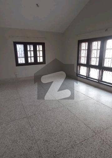 فیڈرل بی ایریا ۔ بلاک 6 فیڈرل بی ایریا,کراچی میں 1 کنال مکان 11.25 کروڑ میں برائے فروخت۔