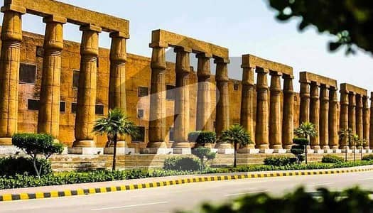 سٹی ہاؤسنگ سوسائٹی گوجرانوالہ میں 1 کنال رہائشی پلاٹ 3.25 کروڑ میں برائے فروخت۔