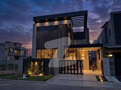 10 Marla Ultra Modern Near To Dolmen Mall, Market And Park DHA Phase 6