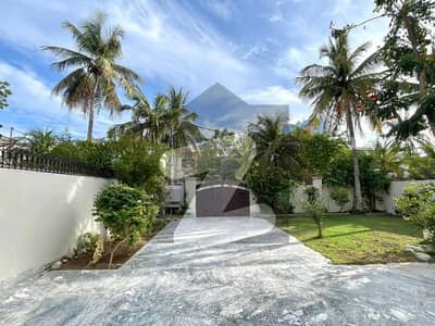 666 SQ Yard Villa Available For Rent