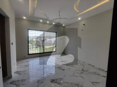 بحریہ گرینز۔ اوورسیز انکلیو - سیکٹر 2 بحریہ گرینز۔ اوورسیز انکلیو,بحریہ ٹاؤن فیز 8,بحریہ ٹاؤن راولپنڈی,راولپنڈی میں 5 کمروں کا 10 مرلہ مکان 1.65 لاکھ میں کرایہ پر دستیاب ہے۔