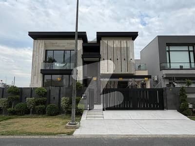 ڈی ایچ اے فیز 6 ڈیفنس (ڈی ایچ اے),لاہور میں 5 کمروں کا 1 کنال مکان 3.2 لاکھ میں کرایہ پر دستیاب ہے۔ ڈی ایچ اے فیز 6 ڈیفنس (ڈی ایچ اے),لاہور میں 5 کمروں کا 1 کنال مکان 3.2 لاکھ میں کرایہ پر دستیاب ہے۔