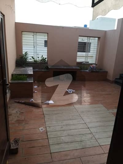 10 Marla Upper Portion for Rent in Valencia Town Lahore | 3 Bed Portion | Prime Location | 75,000 Rent