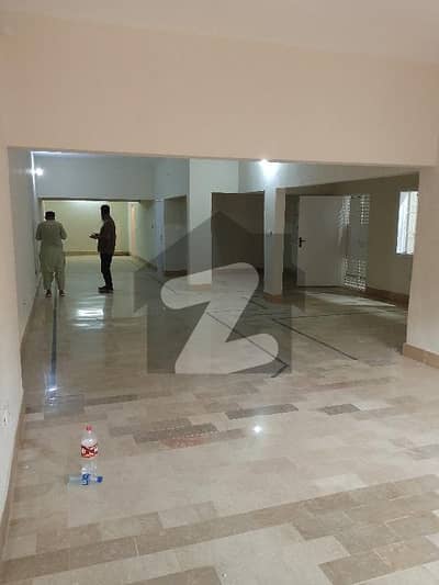 1800 SQRFIT COMMERCIAL GROUND FLOOR BIG SPACE GULSHAN IQBAL